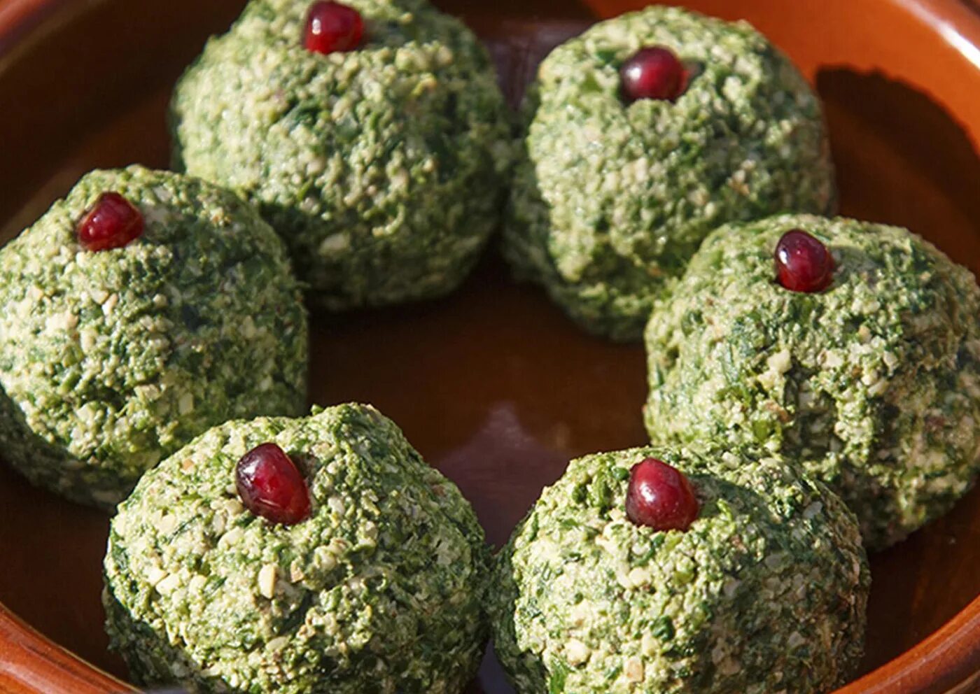 Что такое пхали в грузинской кухне. Грузинская закуска пхали. Пхали грузинские обычаи. Пхали ассорти по-грузински. Что такое пхали в грузинской кухне.