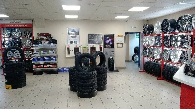 Эксклюзив спб. Эксклюзив спб шины. Колеса эксклюзив спб. Большие шоурумы автомобильных дисков. Эксклюзив спб шины легковые.