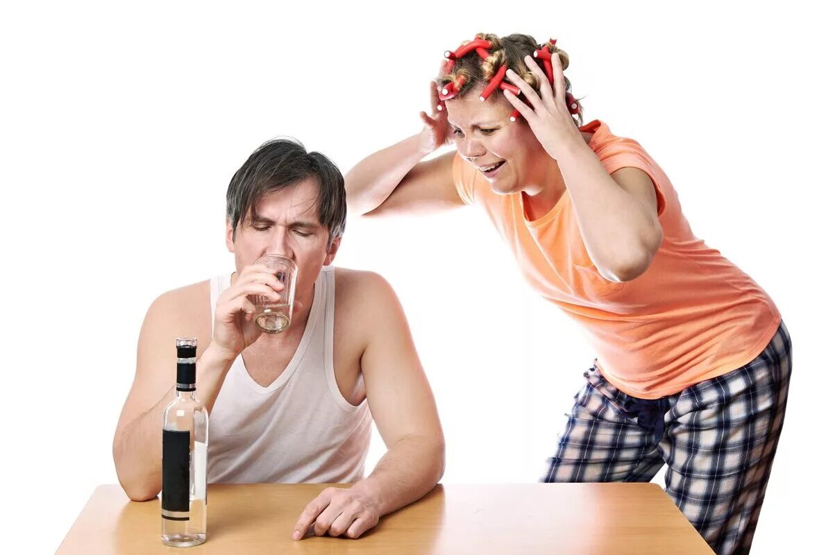 Почему пьяные люди орут