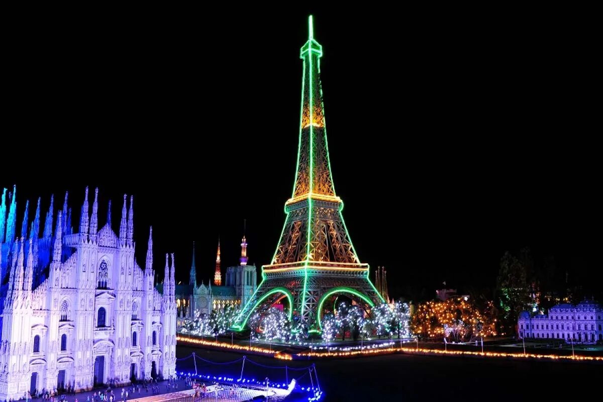 Тобу парк. Square worlds. Парк миниатюр япония япония. Square worlds. Тобу тематический парк япония.