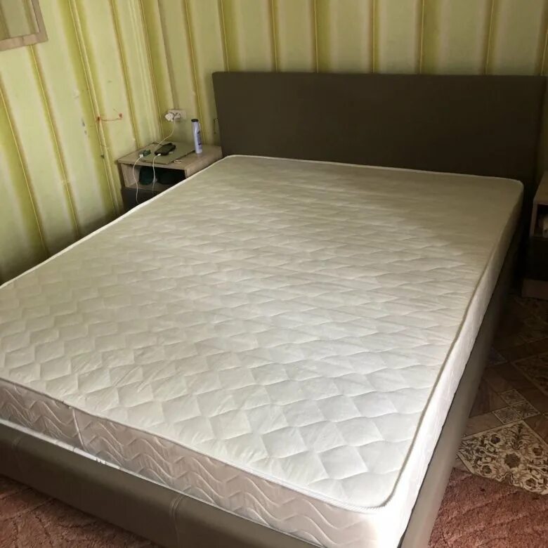 Двуспальные кровати с матрасом б у