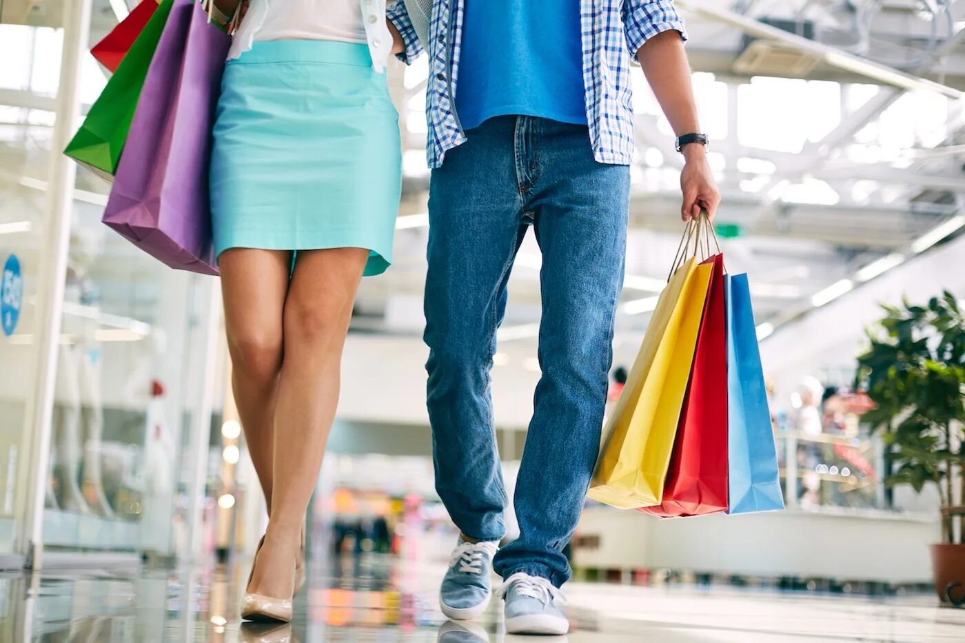 Пара шоп. Shopaholic abroad. муж шопоголик это беда. shopping essay.