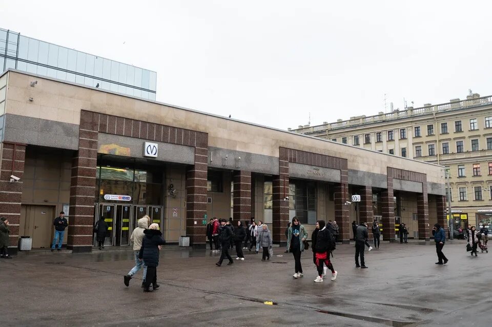 Станции петербургского метрополитена| спасская. Метро спасская санкт-петербург. Станция метро спасская. Почему закрыли станцию метро спасская. Станция спасская спб.