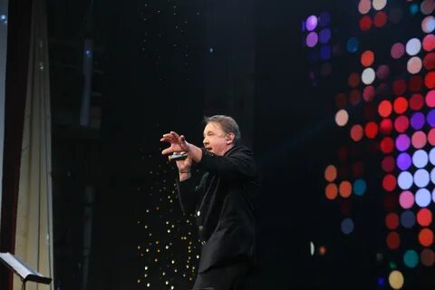 Ветров на сцене