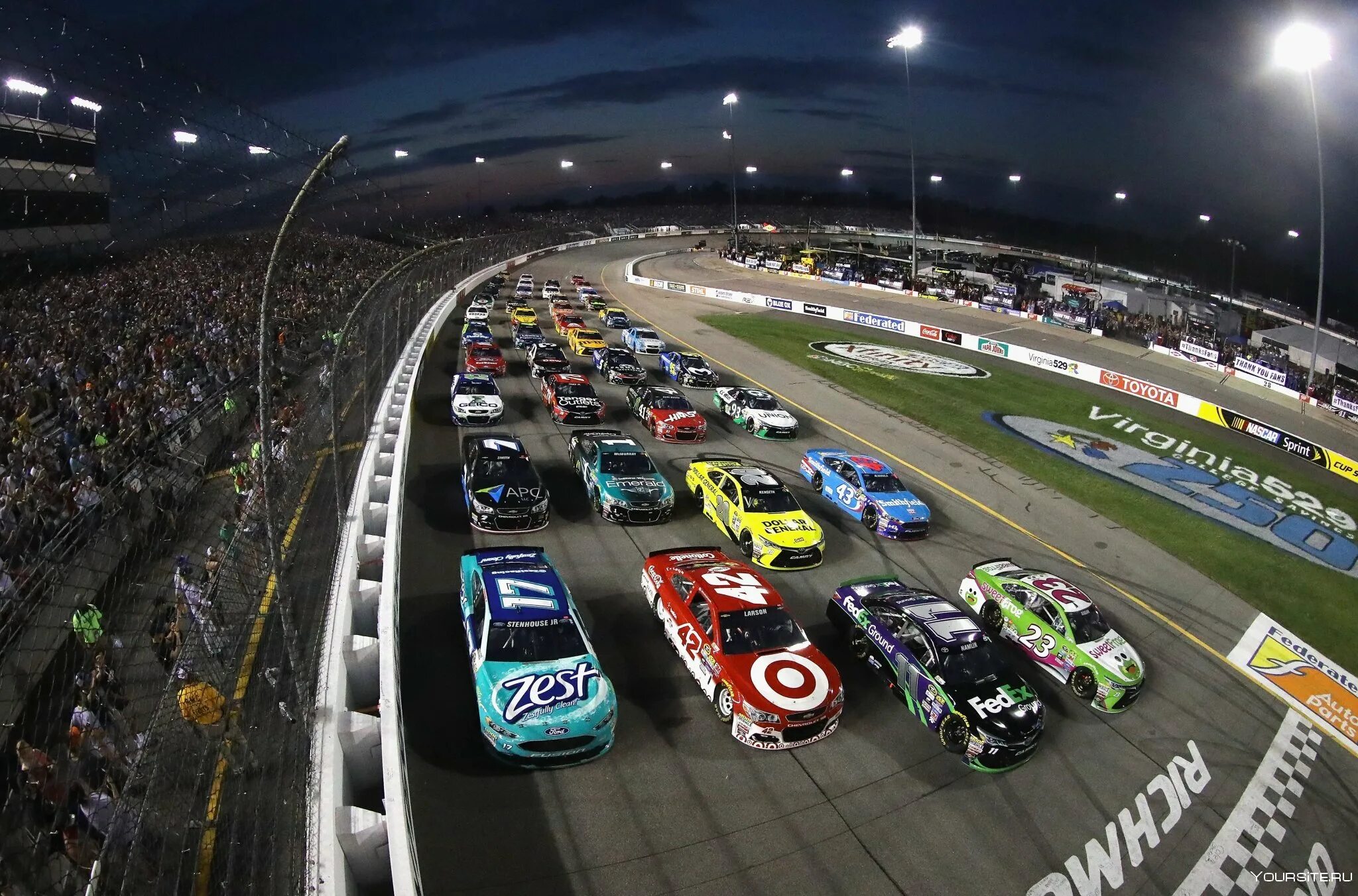 Как проходят гонки. Наскар. наскар трасса richmond. nascar гонщики nascar. гонки наскар машины.