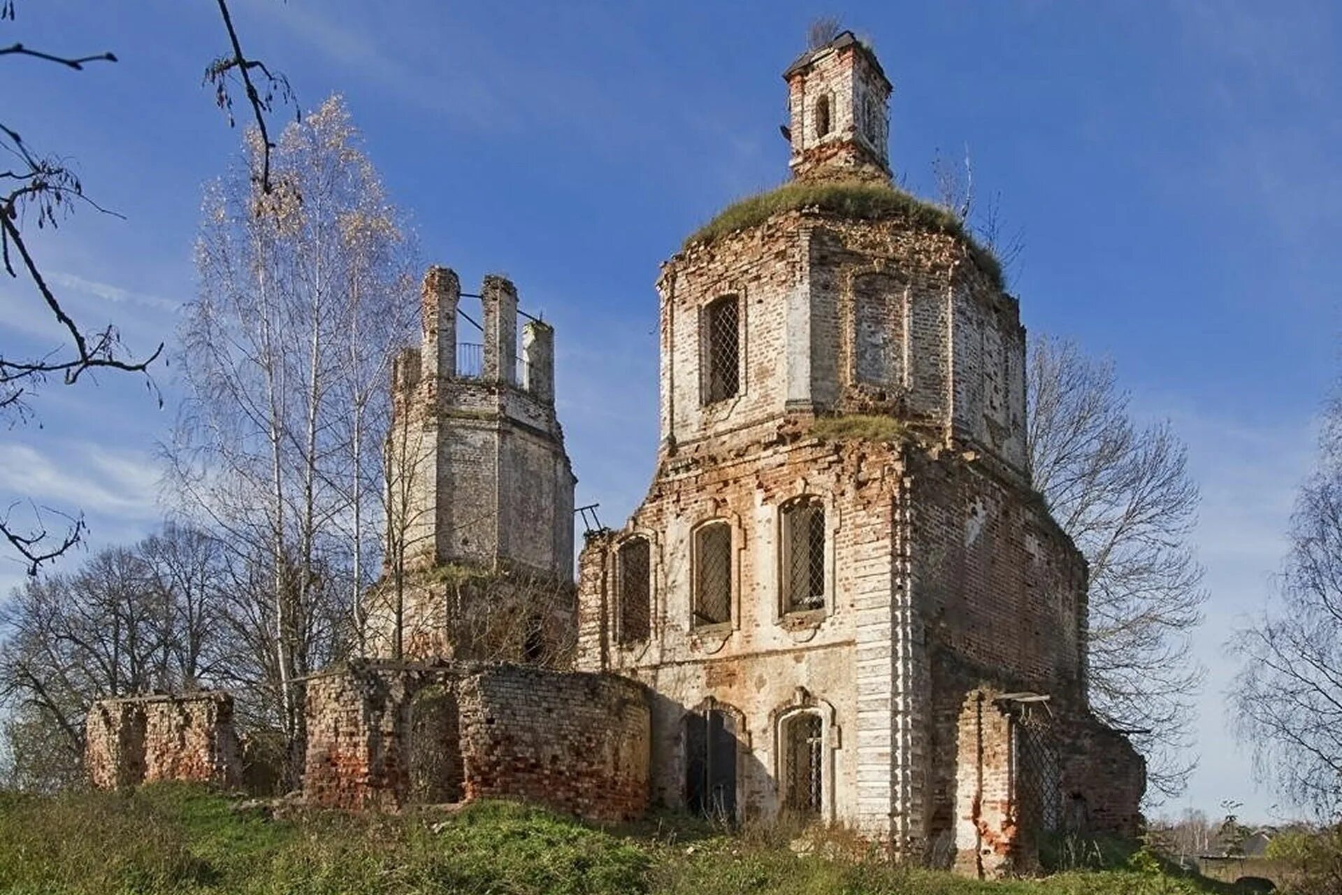 Храм Сергия Радонежского село Сергиевское. Разрушенная Церковь Сергиевский район. Храм Сергиевское Углич. Церковь Сергия Радонежского Плавск.