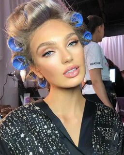 Angel make up