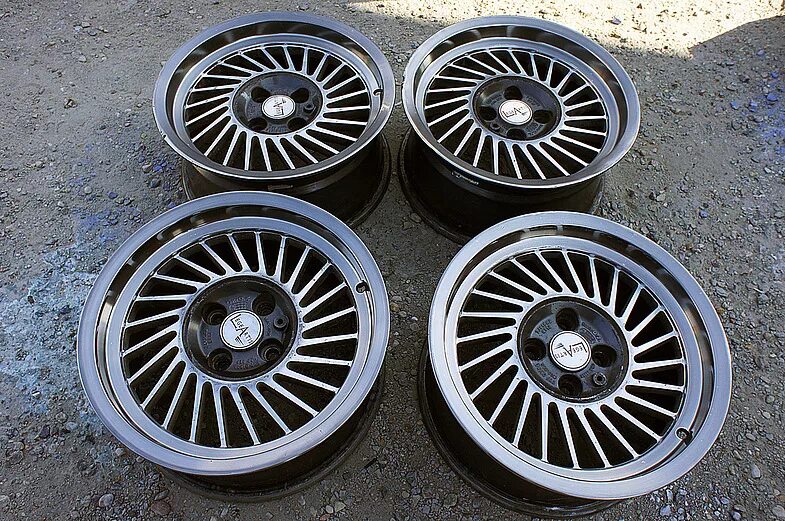 Комплект дисков r15. Диски oz alpina r14. диски oz ruote r15. диски oz route r14. диски oz ruote r14.
