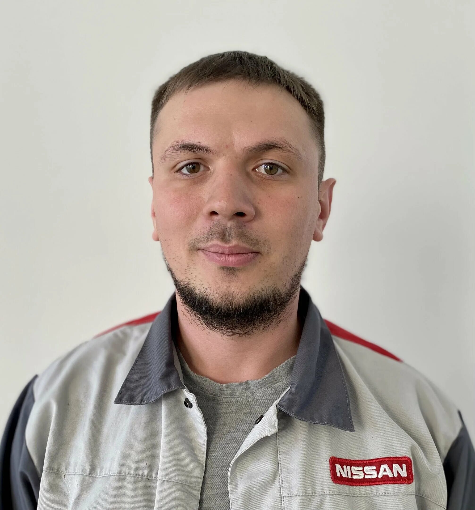 Игорь зарницкий липецк. Автомеханик тольятти. Директор арлан авто тольятти. Коллектив автосервиса. Воронеж максим автомеханик.