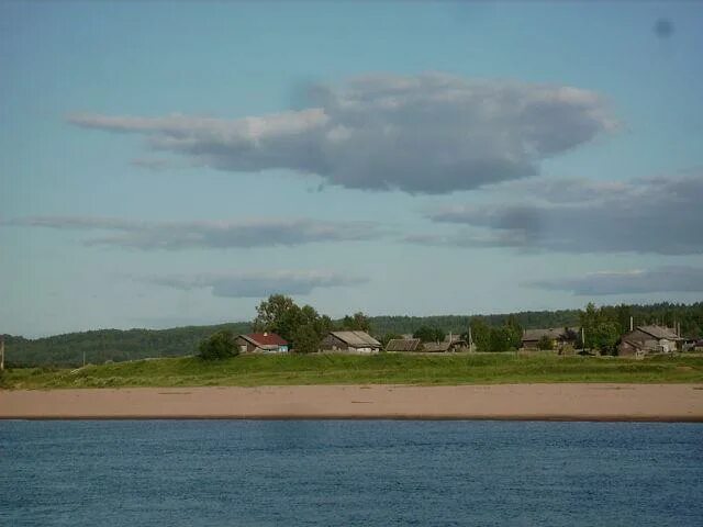 Село зашло. Утмановское сельское поселение. Утманово Страшково. Дер. Устье Подосиновский район. Деревня Страшково Кировская область.