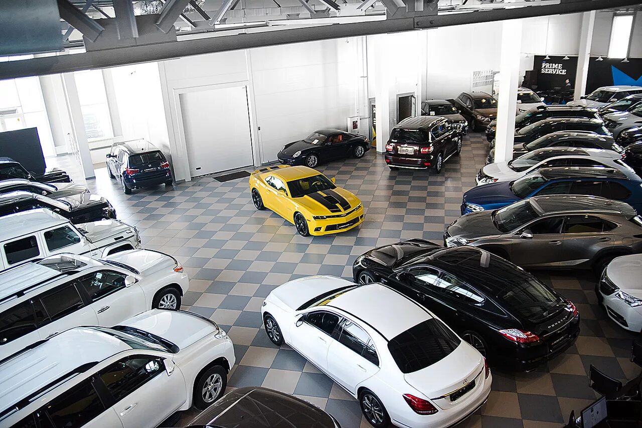 Склад автозапчастей. Склад автозапчастей. Магазин бу иномарок. Магазин машин. Оригинальные запчасти для иномарок.