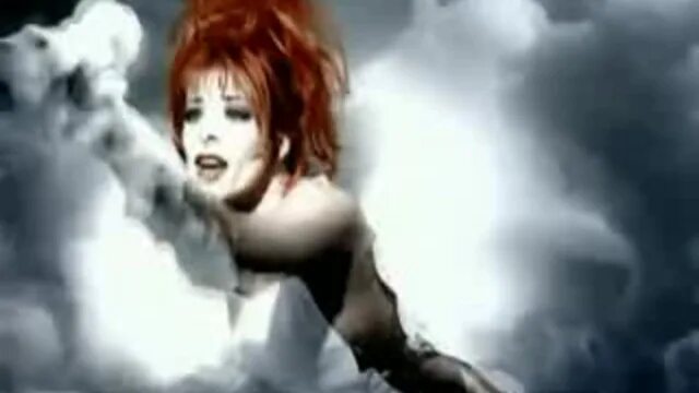 Moby mylene farmer. Mylène farmer в молодости.