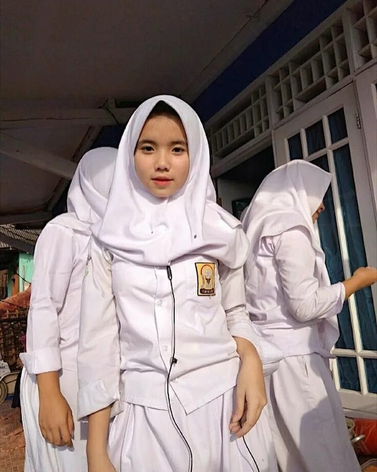 Abg sekolah. Abg sekolah