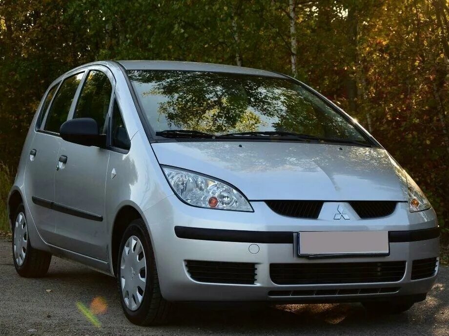 Mitsubishi colt 6. Mitsubishi Colt 6 z30. Mitsubishi Colt z30. Митсубиси Кольт 1.3 2005. Мицубиси Кольт 1.3 2006.