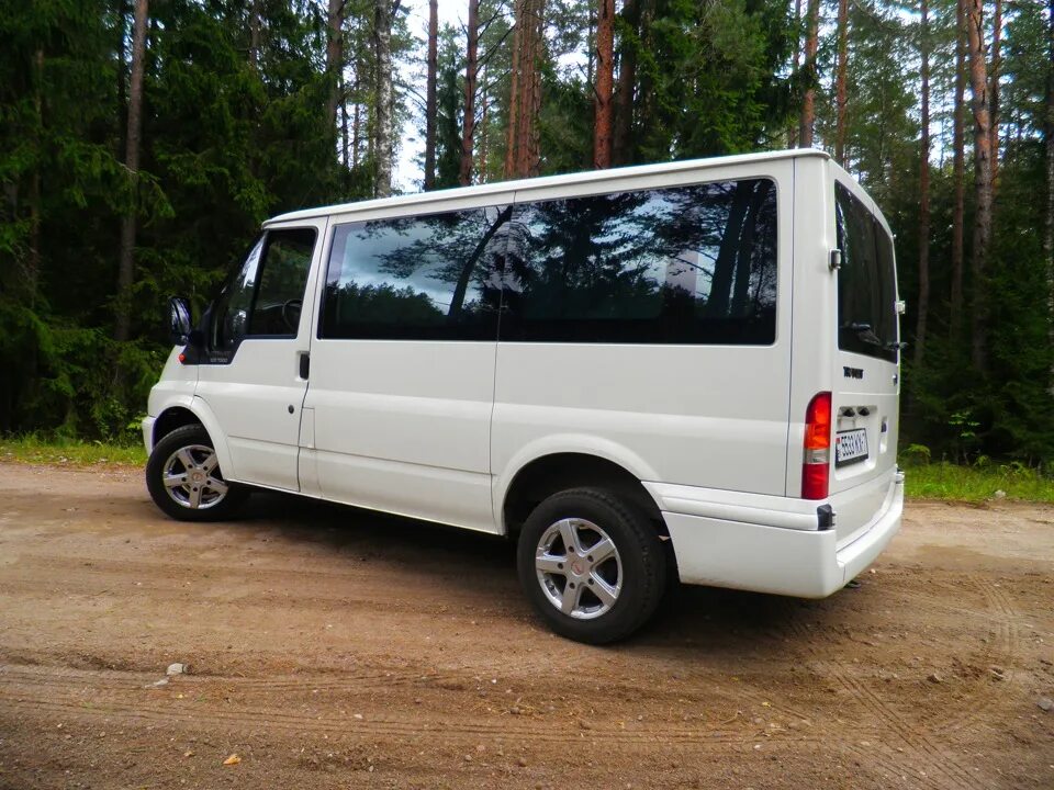 Форд Транзит 6 мест. Ford Transit 2. Ford Transit 2001 2.0. Ford Transit 2001.