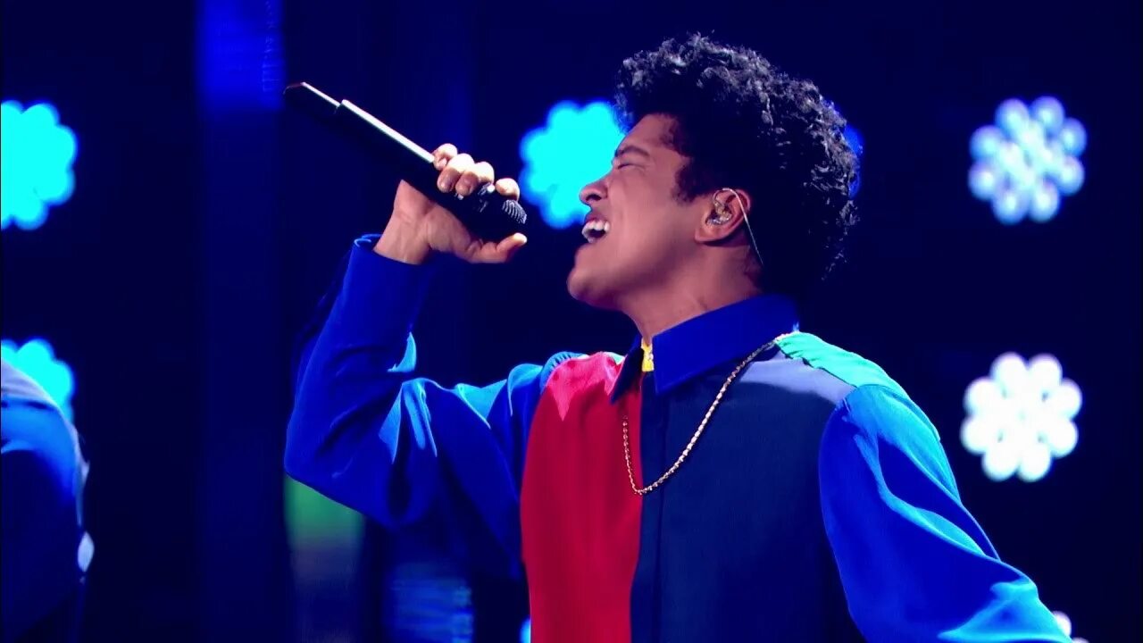 Bruno mars apt слушать. Bruno mars. bruno mars live.