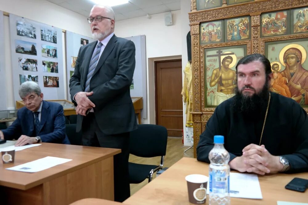 кафедра истории церкви. отец андрей храм на воробьевых горах. ивгу исторический факультет. кафедра истории церкви. пашкин истфак урфу.