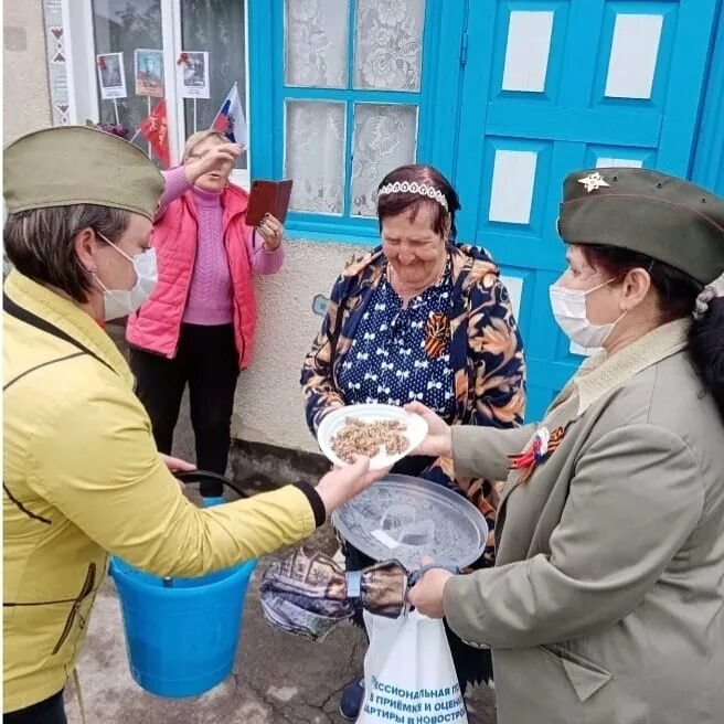 Поселок сальск. Белозерный Ростовская область Сальский район. Поселок Белозерный Ростовская область. Посёлок Белозерный Сальский район. Акция Солдатская каша.