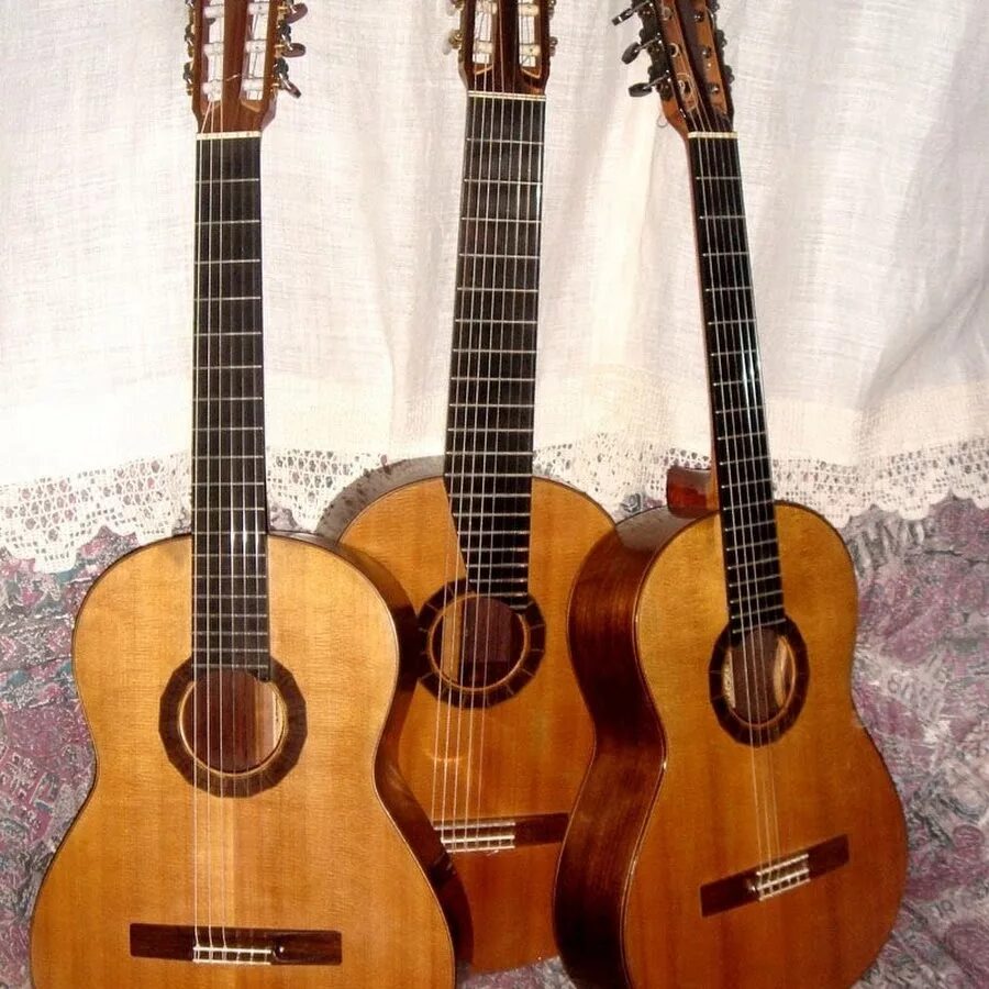 Kerma гитара. Гитара Севилья. Три гитары. Классическая гитара.