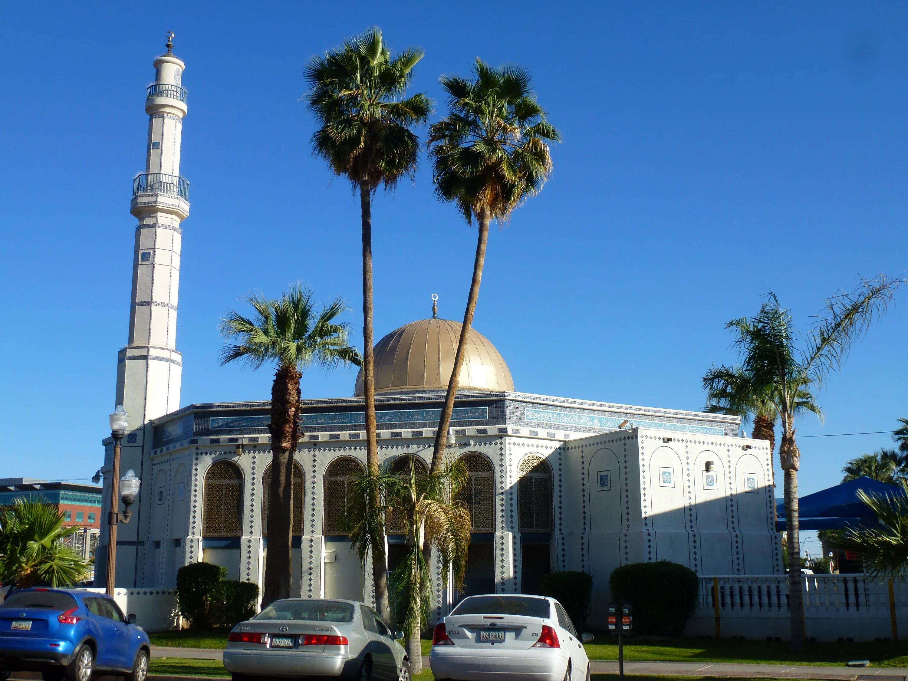 Мечеть исламский центр в сша. Мечети в америке. Мусульманские мечети в нью- йорке. Мечеть в сша. Мечеть биляль.