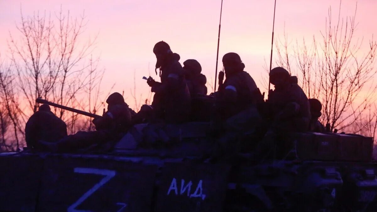 Российские солдаты на спецоперации. Фотографии с войны на Украине.