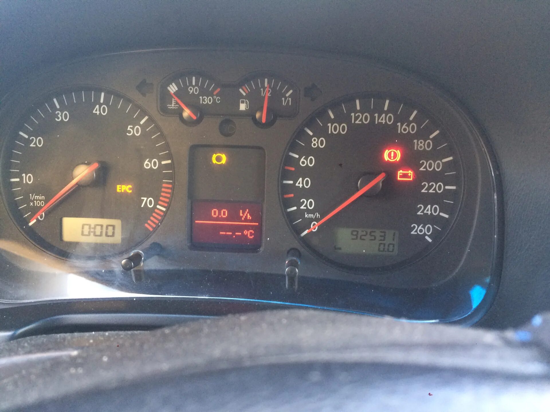 240 км бензин. 270 км пик. Toyota camry 30 приборная панель. 240 км бензин. 240 км бензин.