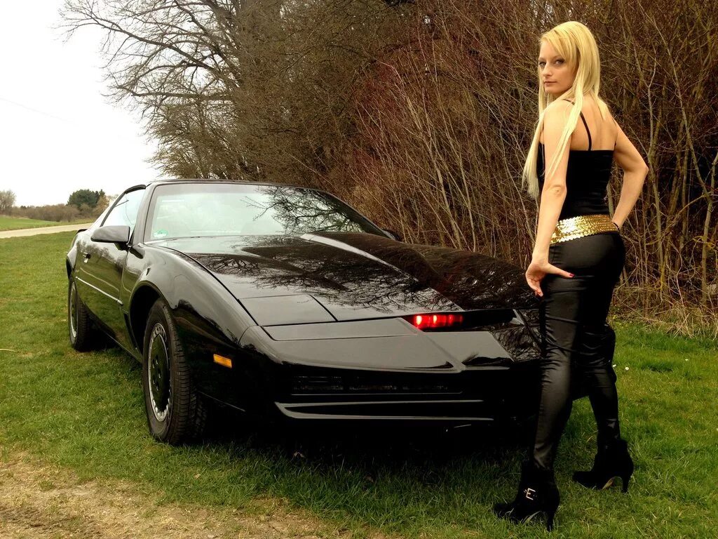 Машины поговорим. Kitt Knight Rider 1982. Knight Rider Kitt.