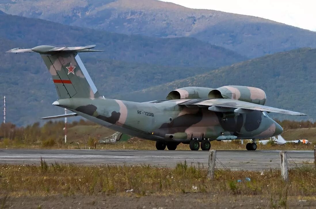 Ввс россии ан-72п. Самолет су 27. Двигатель миг 25. Миг-17 монино. П авиационный.