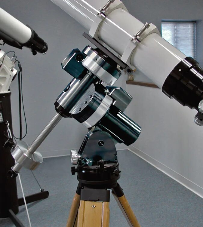 Fundamentals of geometrical optics. оптический телескоп. искатель на celestron se8. Used telescopes. телескоп swarovski.