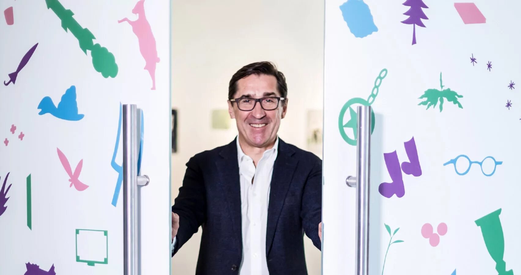 Montegrappa ручка со слоном. My new friend now. Penfriend meaning. Красивая перьевая ручка. Пен френд.