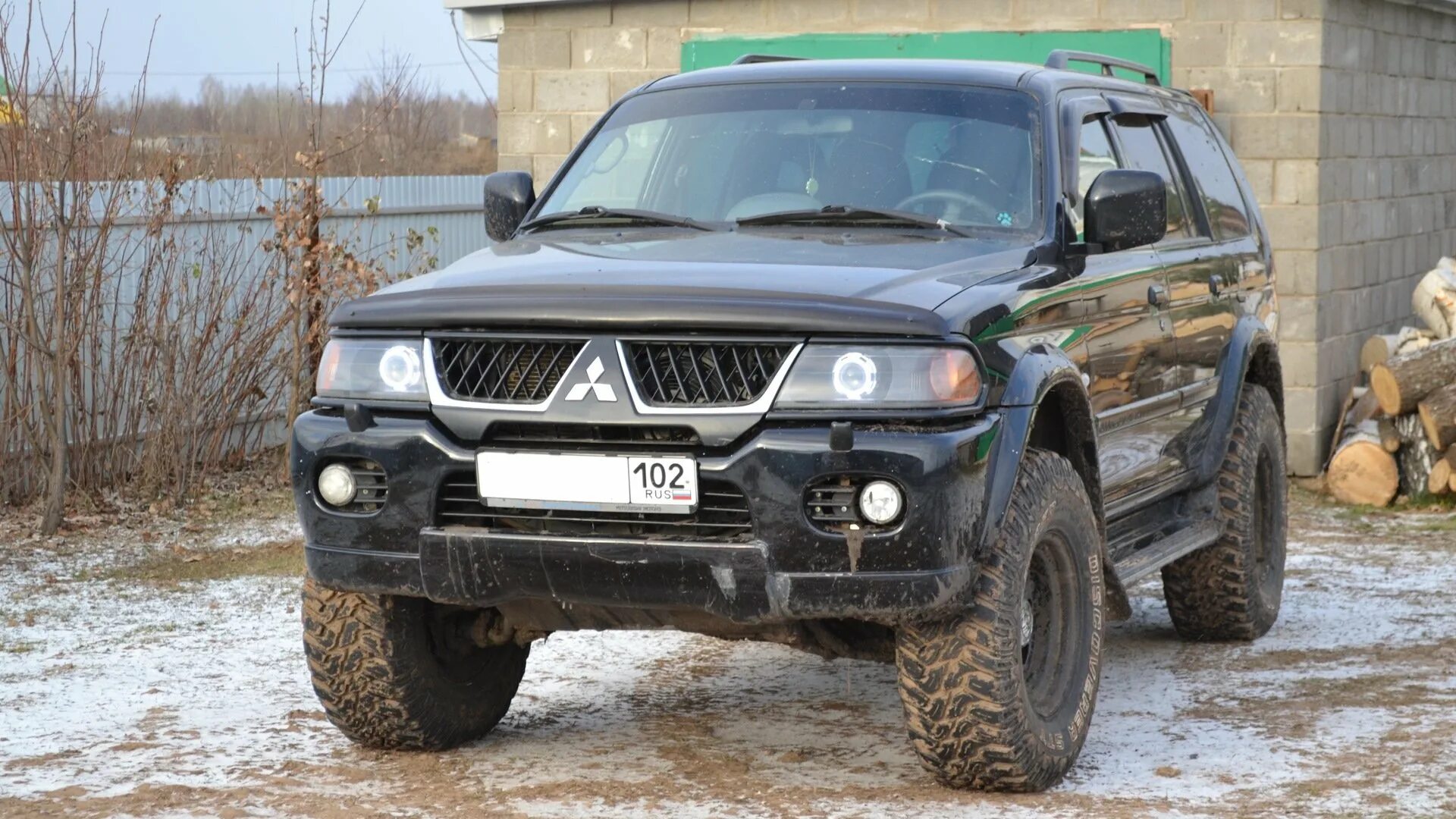 Паджеро спорт 1 цена. Mitsubishi Pajero Sport 1. Mitsubishi Pajero Sport 1 Offroad. Обвес на Mitsubishi Pajero Sport 1. Mitsubishi Pajero Sport 2008 Offroad.