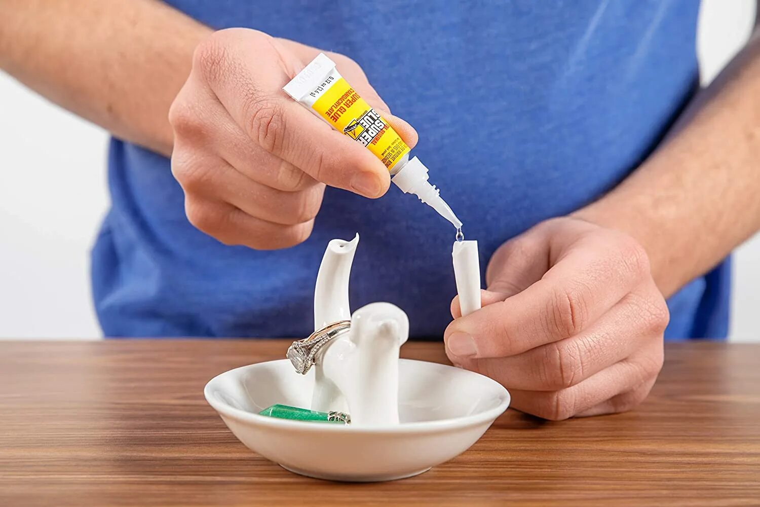 The glue 2