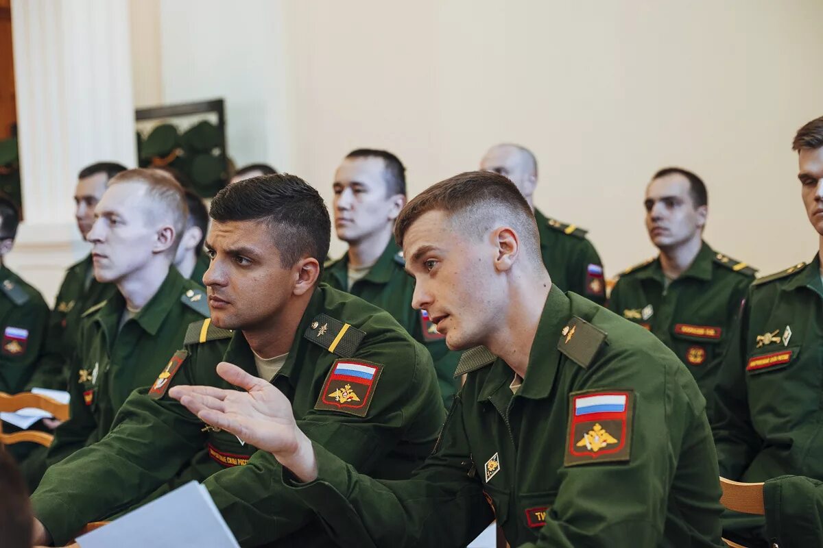 Вас им буденного. Академия имени Буденного в Санкт-Петербурге. Военная Академия связи Санкт-Петербург. Военная Академия связи Питер. Военная Академия связи им. Маршала советского Союза с.м. Буденного.