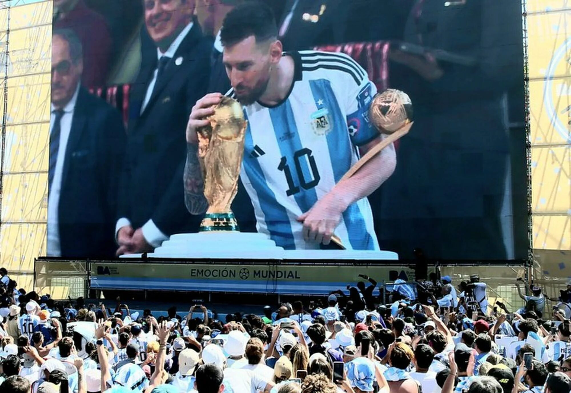 Сборная Аргентины 2022. Аргентина победила 2022. Победа Аргентины 2022. Аргентина Кубок 2022.