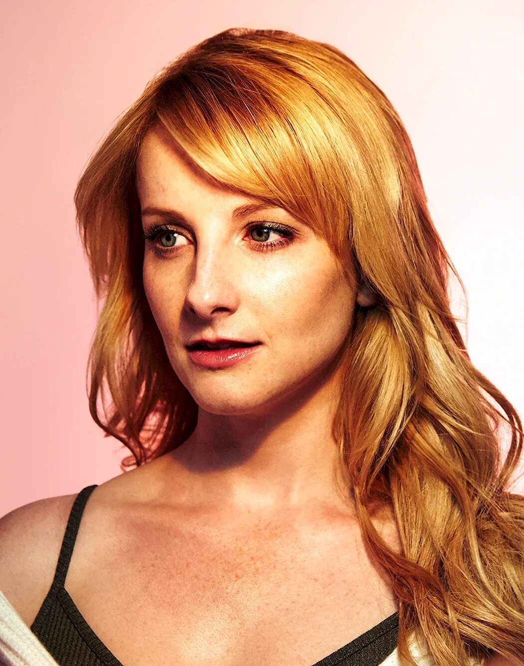 Бернадетт ростенковски. Теория большого взрыва бернадетт актриса. Melissa rauch. Melissa rauch. Бернадетт теория большого актриса.