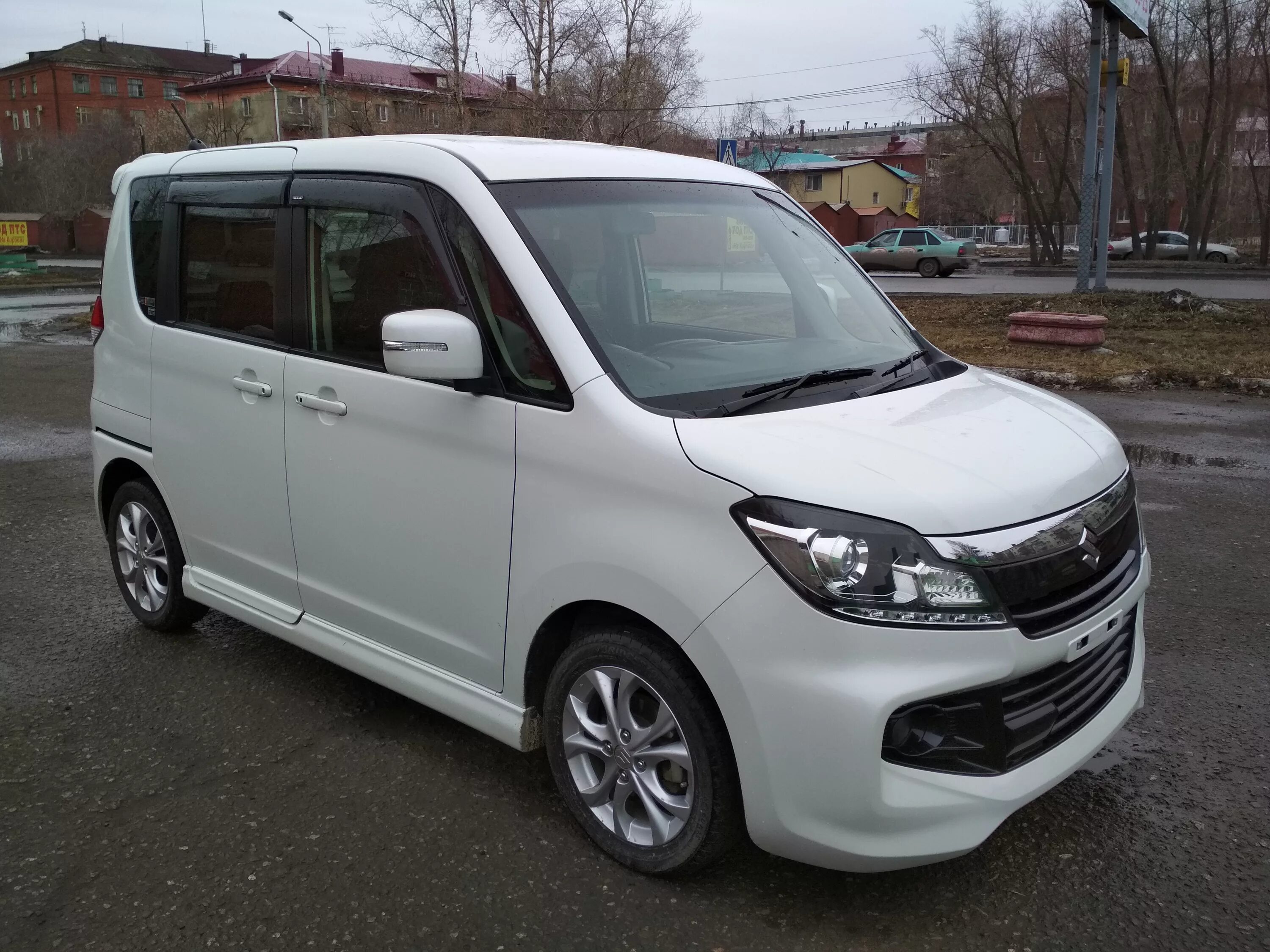 Купить солио во владивостоке. Сузуки Солио 2015г.. Сузуки Солио бандит. Suzuki Solio Bandit 2022. Сузуки Солио 08.