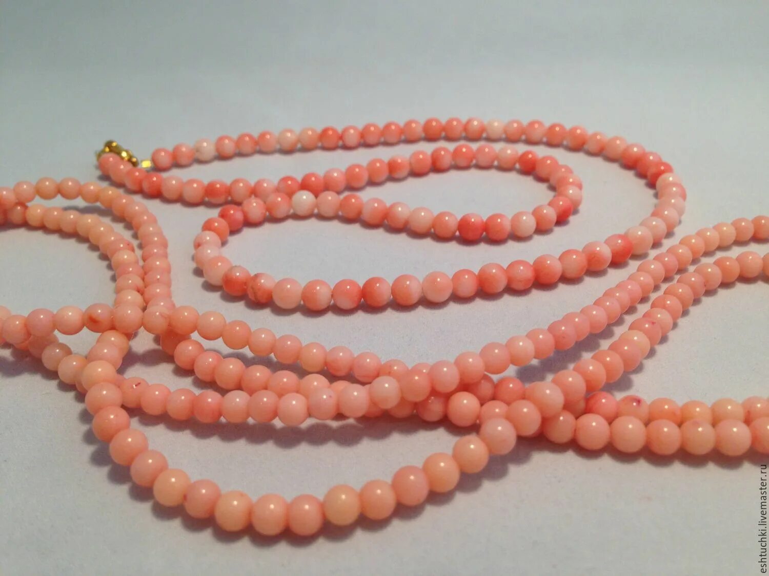 Коралл кожа ангела. Коралл кожа ангела натуральный. Украшения из белого коралла. Коралл цвет кожа ангела. Бусы коралл кожа ангела.