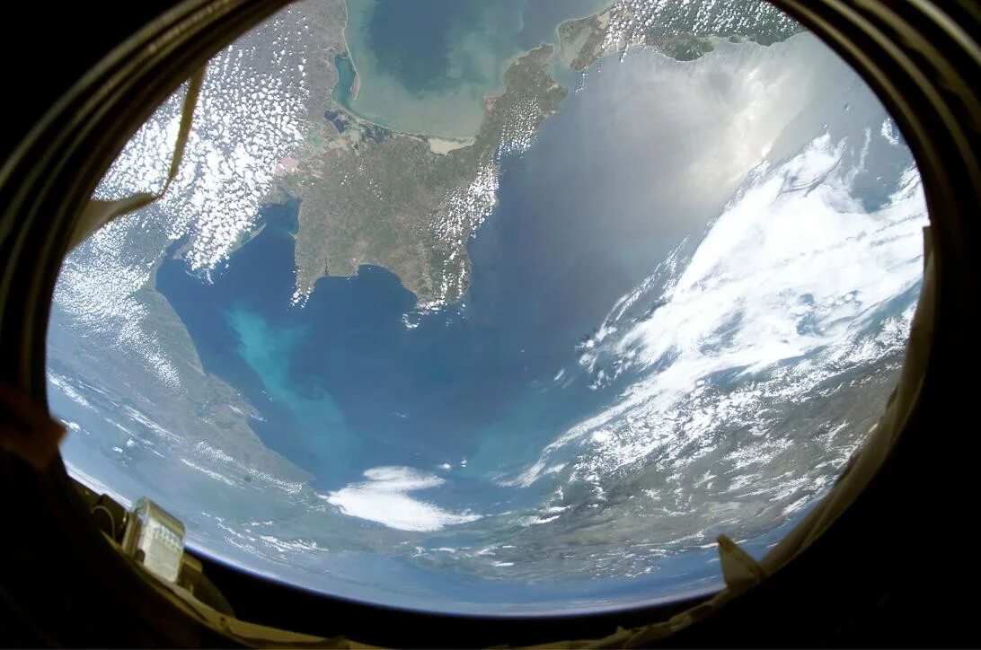 Земля в иллюминаторе российский проект Shooting the stars: An astronaut’s best photos