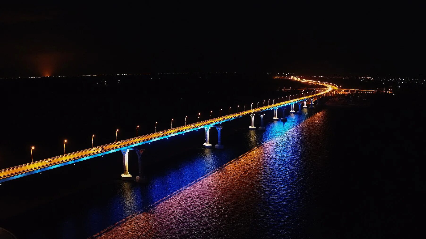 мост через волгу в волгограде. открыт ли мост через волгу. танцующий мост в волгограде. мост фото. мост через волгу в волгограде.