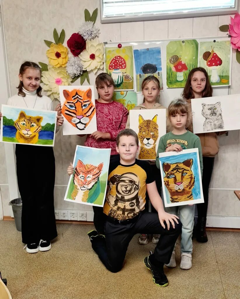 рисунки животных. животные красной книги детские рисунки. красный волк рисунок. рисуется красный волк. детские рисунки на красном.