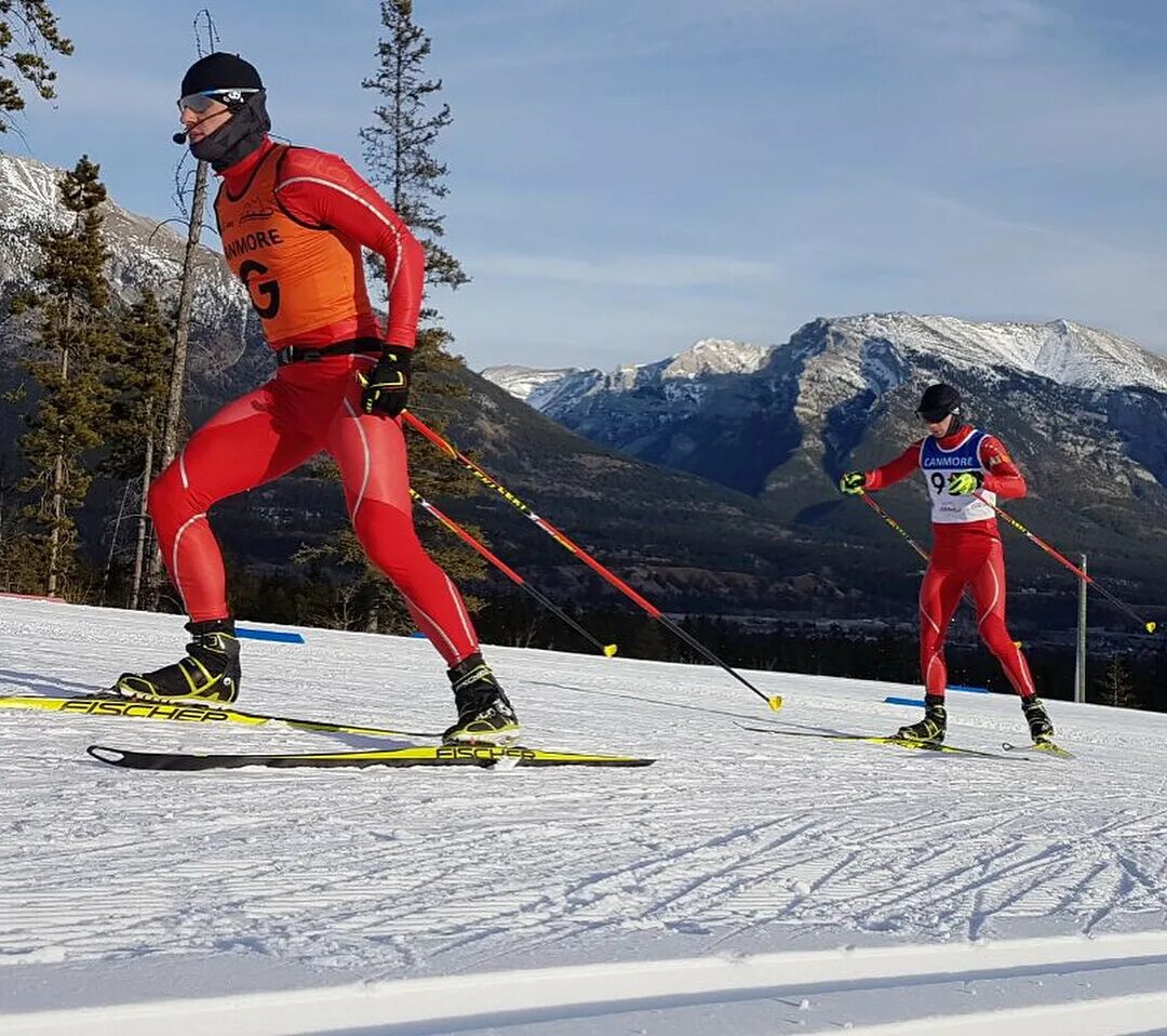 Спорт слепых лыжные гонки ижевск. Лыжные гонки. Лыжные гонки слепых. Спорт слепых лыжные гонки. Лыжные гонки картинки.