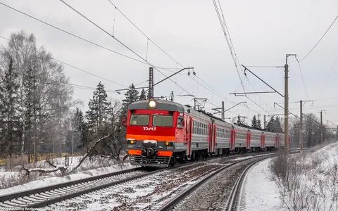 Электричка икша москва