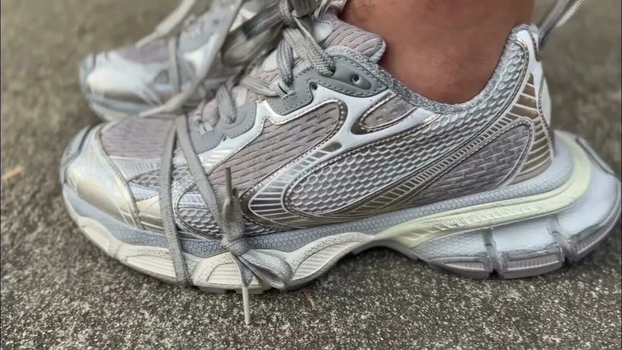 Balenciaga 10xl на ноге. Balenciaga 10xl sneaker. Balenciaga 10xl на ноге. Баленсиага 10xl на ноге. Balenciaga 10xl на ноге.
