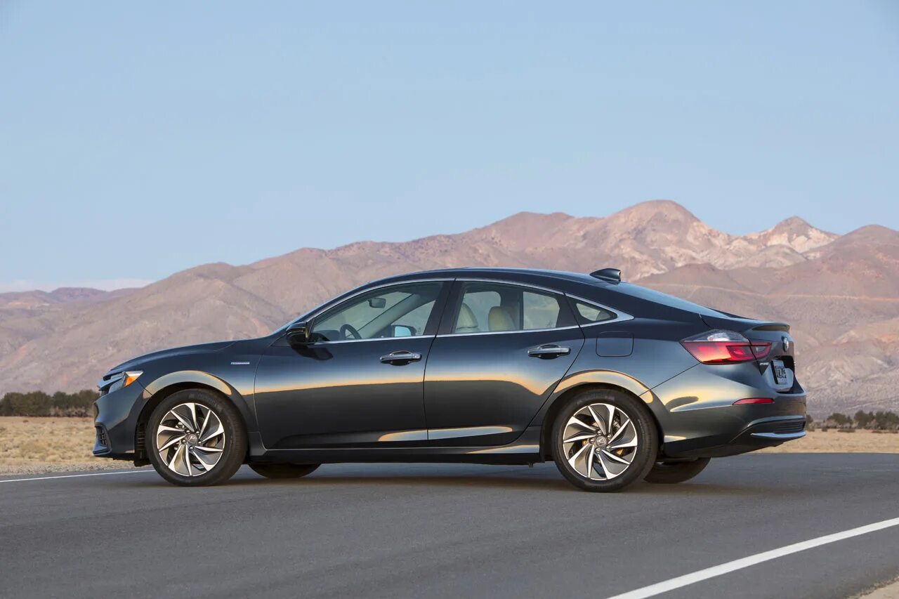 Honda Insight 2019. Хонда Инсайт 2019. Honda Hybrid Insight 2019. Honda Insight 2022. New hybrid