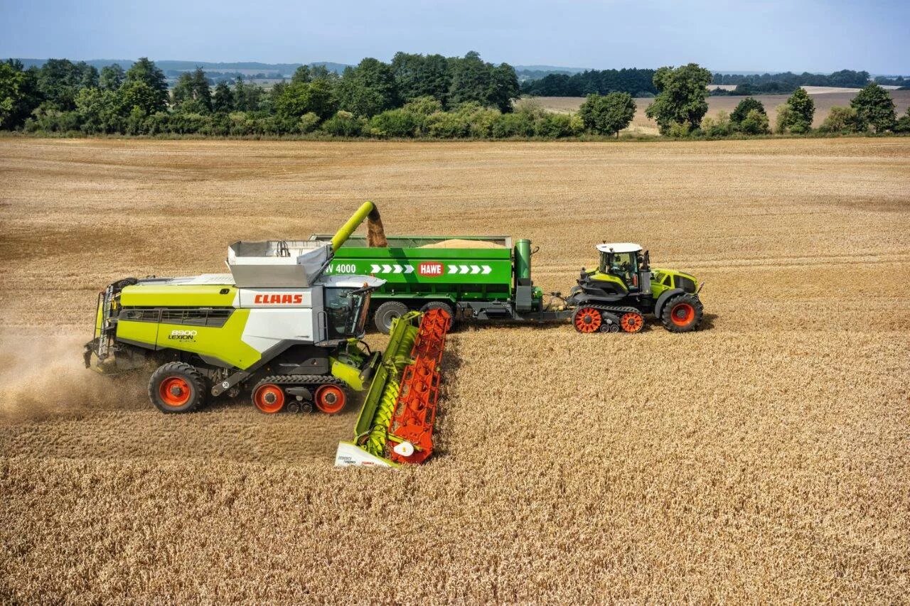 Про комбайны и тракторы. CLAAS Lexion трактор. Axion 900 Terra Trac. CLAAS Lexion 6900 брошюра. CLAAS сельхозтехника 2020.