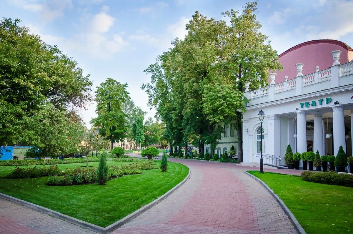 Нескучный сад neskuchny sad. Институт африки на спиридоновке. Демидовский дворец в москве нескучный сад. Москва садов дома. Москва садов дома.