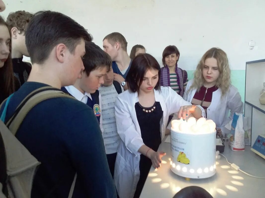 Аграрно технологический колледж омск. Сайт омский аграрно технологический колледж. Аграрный техникум в омске. Аграрно технологический колледж поселок новоомский. Аграрный технический колледж омск новоомский.