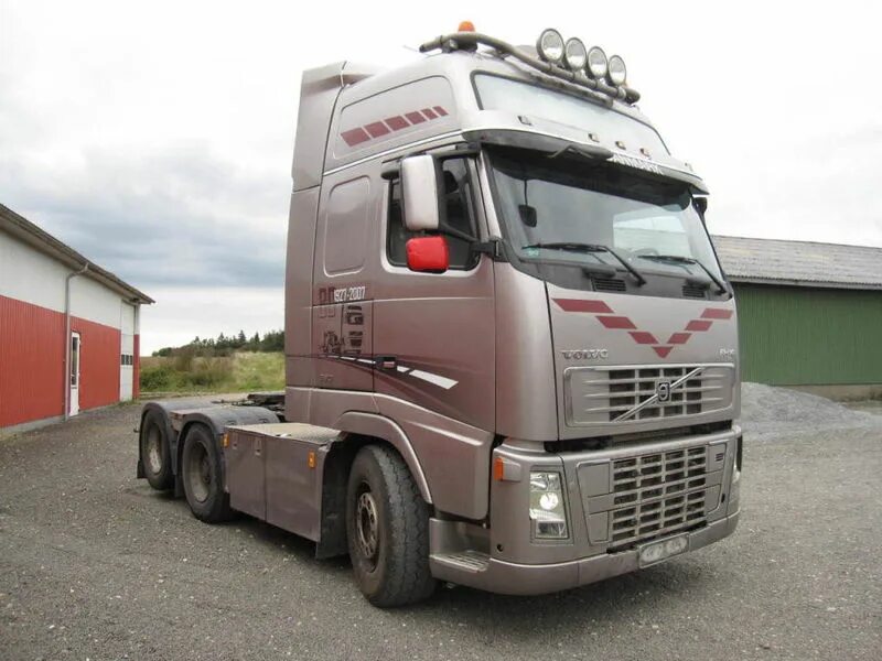 Вольво fh 500 седельный тягач. Вольво фн 13 седельный тягач. Volvo fh 2013. Volvo fh 12 дагестан. Вольво фш 13 460 в полной комплектации.