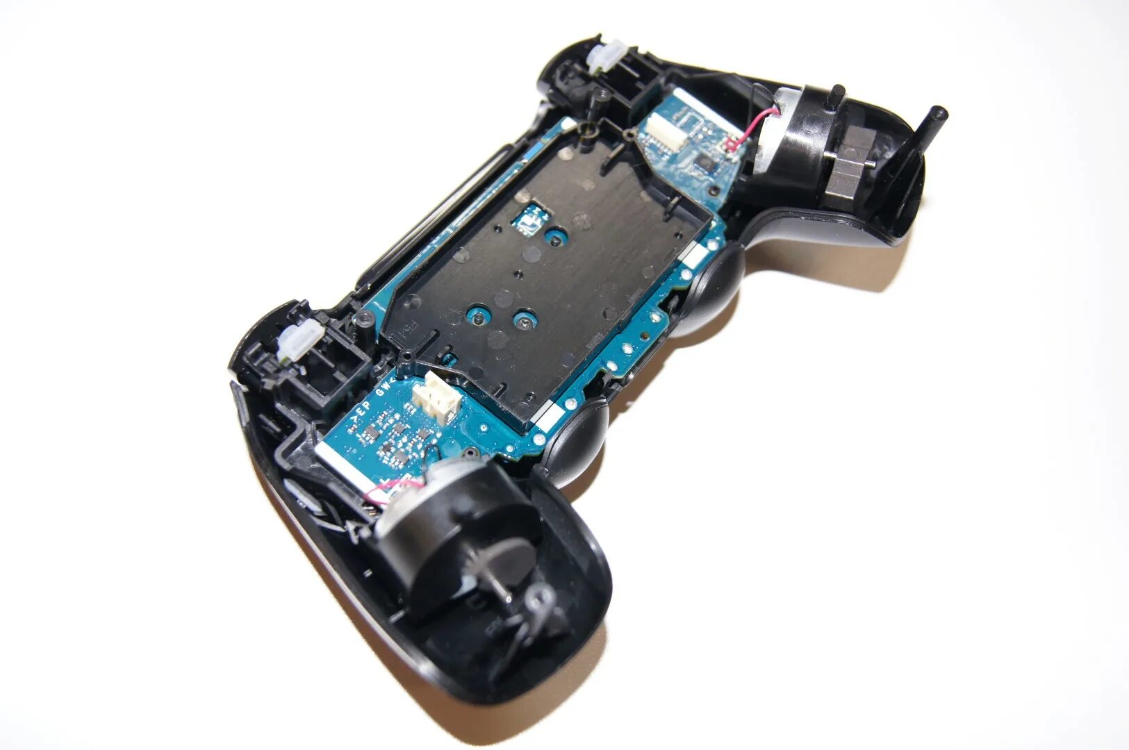 Как заменить аккумулятор Sony PS4 Dualshock (Dualshock 4)