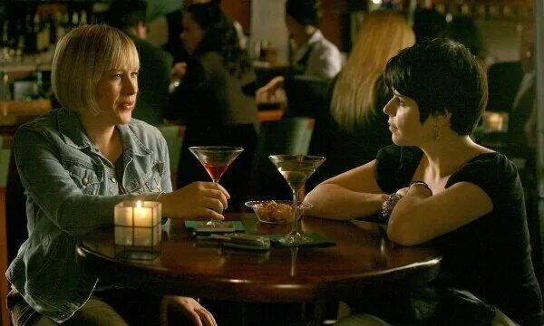 Медиум закончился. Медиум 2005. Медиум 2005. Медиум закончился. Медиум логотип.